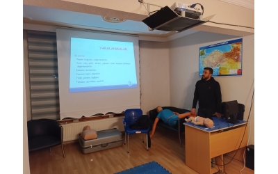 KUDAK İLK YARDIM EĞİTİMLERİ BAŞLADI