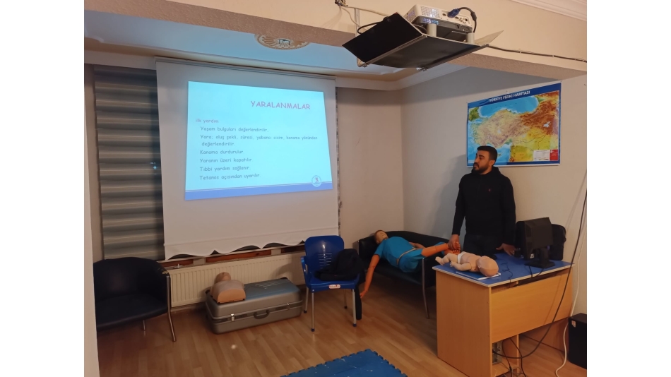 KUDAK İLK YARDIM EĞİTİMLERİ BAŞLADI